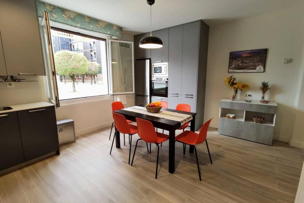 Larraina By Clabao Apartment Pamplona Luaran gambar